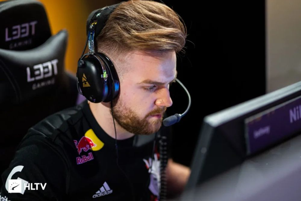 LPL季后赛形势分析，四队无忧两队提前放假