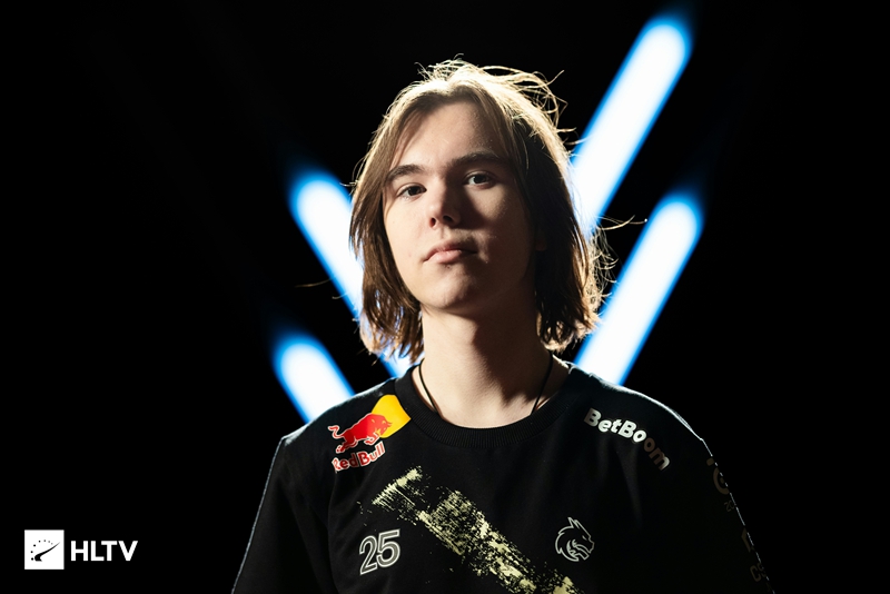 外媒统计了2022MSI小组赛单杀榜，Xiaohu位列第一