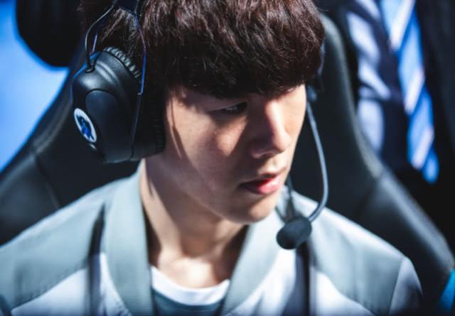 LOL官方宣布将举办新模式表演赛：中国区希然和Icon组队参加