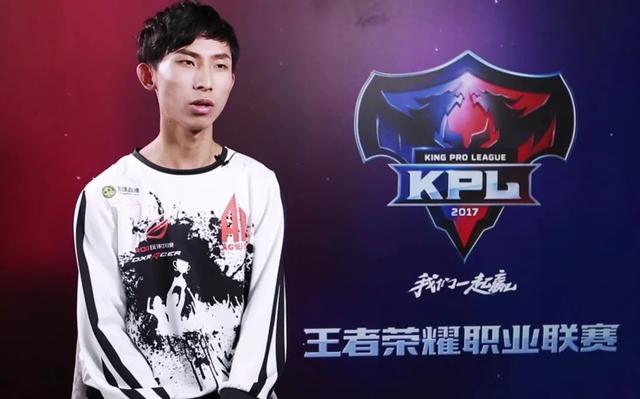 LPL 宣布夏季赛赞助商：包括奔驰、李宁、京东和其他12家