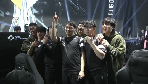 DOTA2 OG败者组1穿6，最终击败TSM夺冠！